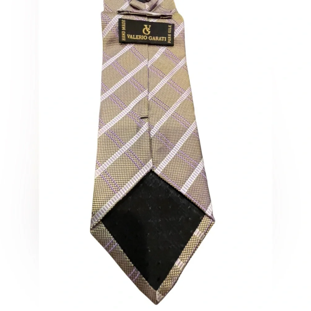 🖤❤️100% SILK Beautiful Valerio Galati Lavender & Golden Tie. STUNNING!!